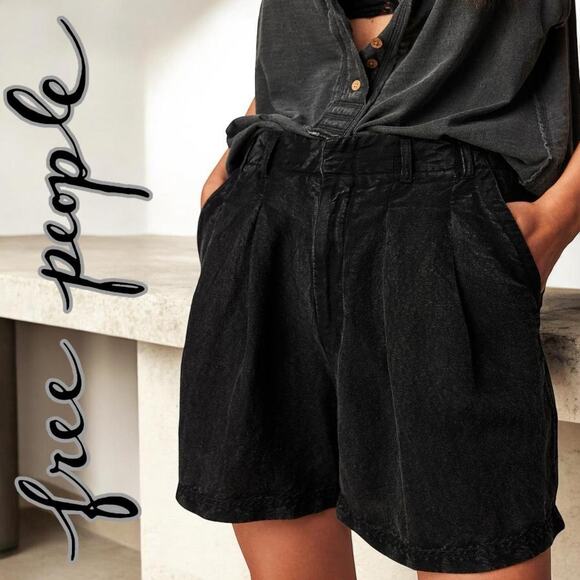 Free People Pants - NWOT FREE PEOPLE Calla Pleated Linen Blend Trouser Black Noir Shorts Women’s 2